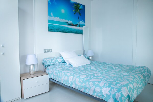 4 Schlafzimmer, Bügeleisen/Bügelbrett, Reisekinderbett, kostenloses WLAN