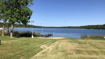 Ubicación a pie de playa, tumbonas y toallas de playa