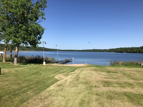 On the beach, sun-loungers, beach towels - Family Friendly Personal Getaway (Waubun)