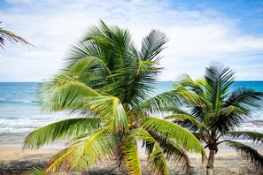 On the beach, sun-loungers - Casa Del Mar Beachfront House on quiet beach, surf out front, tidepools for kids (Aguada)