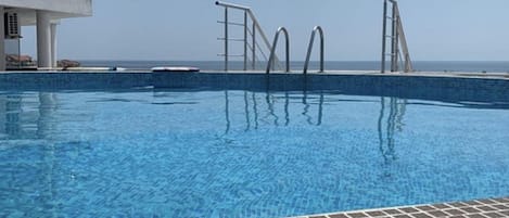 Apartment | Pool | Outdoor pool