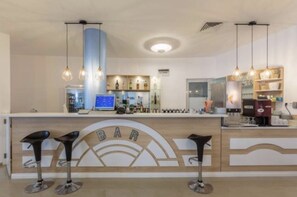 Leilighet | Basseng | Utendørsbasseng