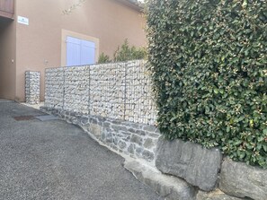 Property grounds - Unser Chateau de Charme Begrüßt Sie in der Ardeche (Vallon-Pont-d'Arc)