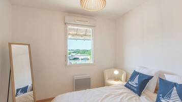 2 bedrooms, WiFi, bed sheets