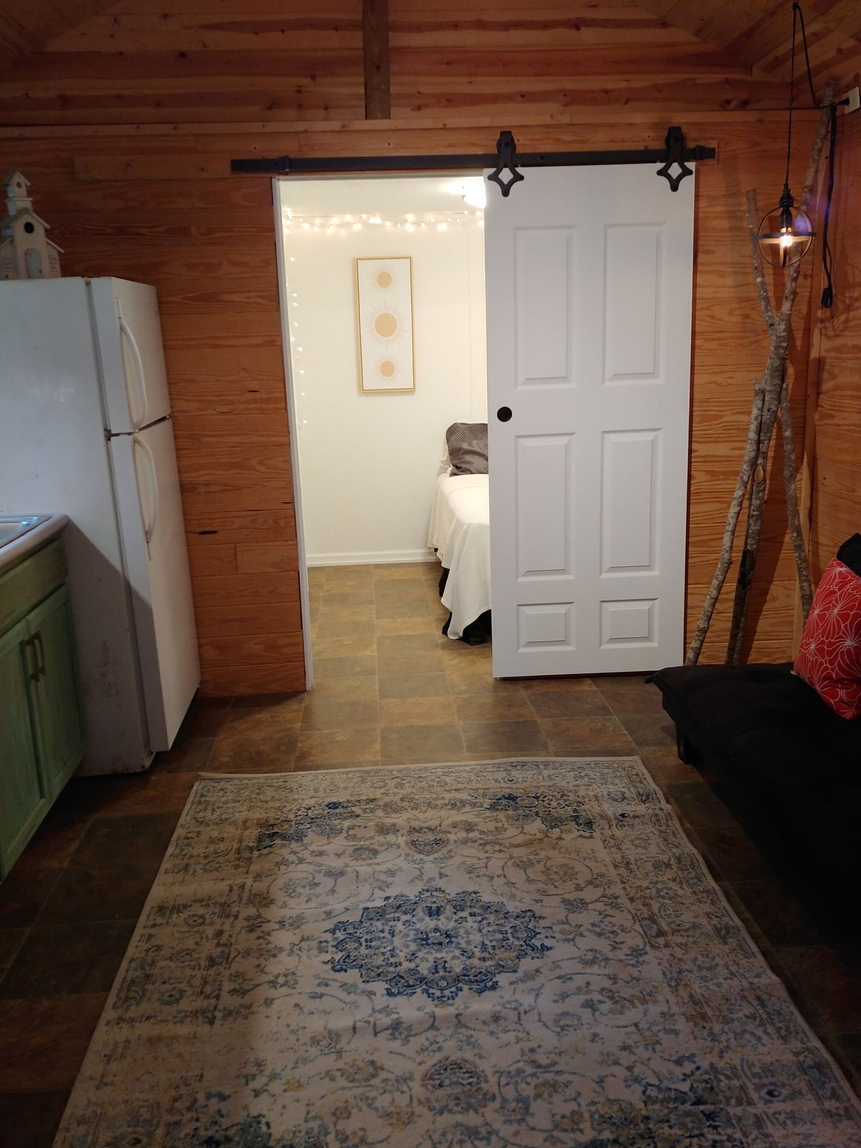 1 bedroom, bed sheets