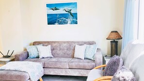 Smart TV, fireplace, printers - Family-friendly apartment with a sea view and close to the beach  (Betty's Bay)