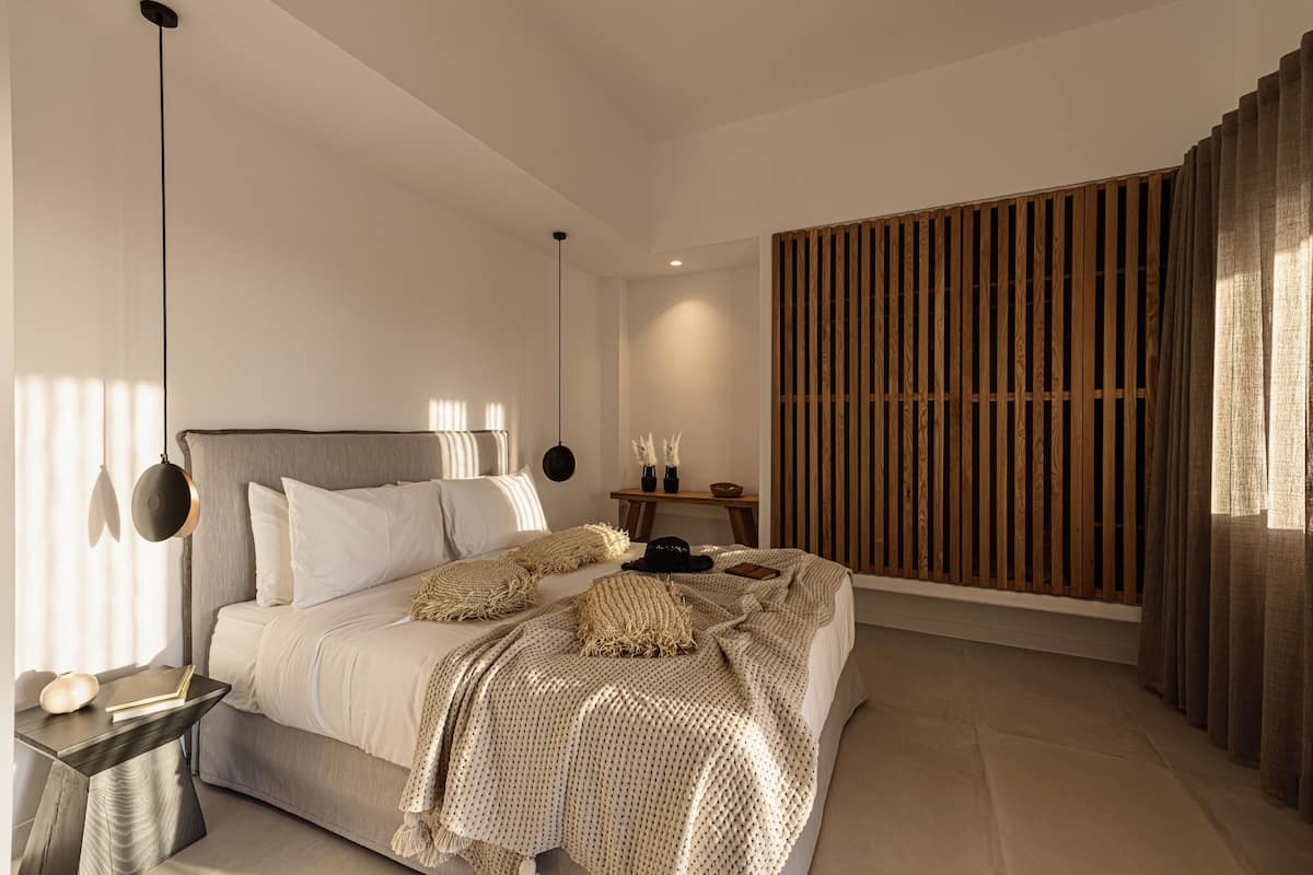 1 bedroom, memory-foam beds, minibar, in-room safe