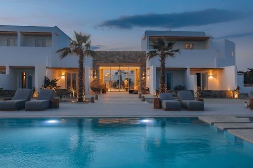 Adama Mykonos Boutique Hotel