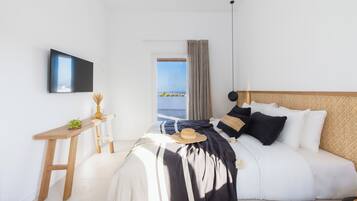 Colchones con efecto memoria y caja de seguridad en la habitación