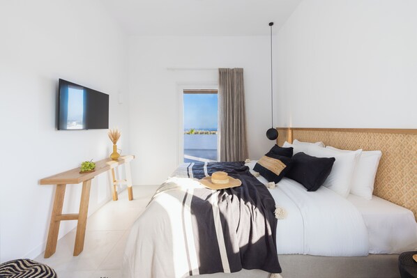 Memory-foam beds, in-room safe, individually decorated