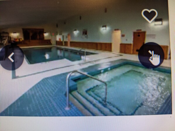 Piscine intérieure, piscine chauffée