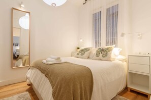 2 habitaciones, tabla de planchar con plancha y wifi gratis 