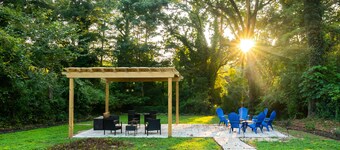 Boho Vibes in the City w/OutDoor Movie Rental