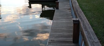 Fisherman’s Getaway with Sunset Views & Room for 11