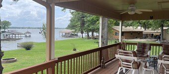 Lakehouse retreat