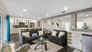 スマートテレビ、書庫