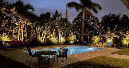 Pool paradise by the beach!! Heated Pool!!