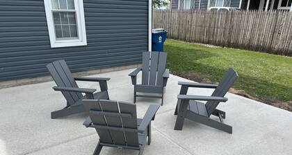 Newly renovated 5 min walk to Jet and downtown Port Clinton