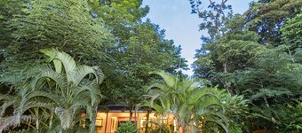 LARGE 3 BEDROOM HOME ON NATURE RESERVE - HANA'S CELESTE RETREAT AT BEPURAVIDA