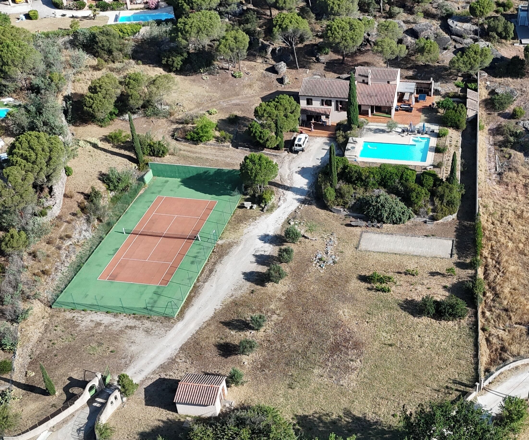 Sports court