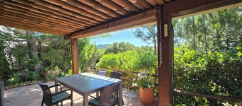 Santa Giulia Mini Villa vue mer 500 m. Plage Accès à Pied - Climatisation