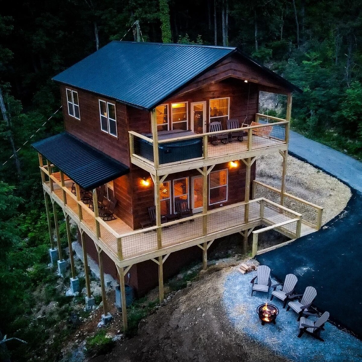 Accessible Lodge On Quiet Mountain Top-Endless Smokies Views!