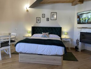 1 makuuhuone, vauvan matkasänky, ilmainen Wi-Fi