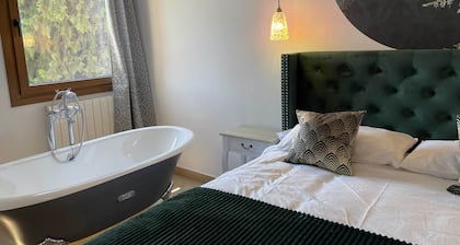 Apartamento de Vistas Privilegiadas a la Reserva de la Biosfera y Exquisita Decoración Ecléctica