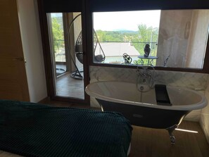 2 chambres, lit parapluie, Wi-Fi gratuit, draps fournis