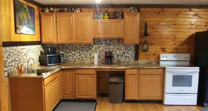 Hillbilly Hilton @ Wilson's Paradise Lodging Medix Run Benezette Twp