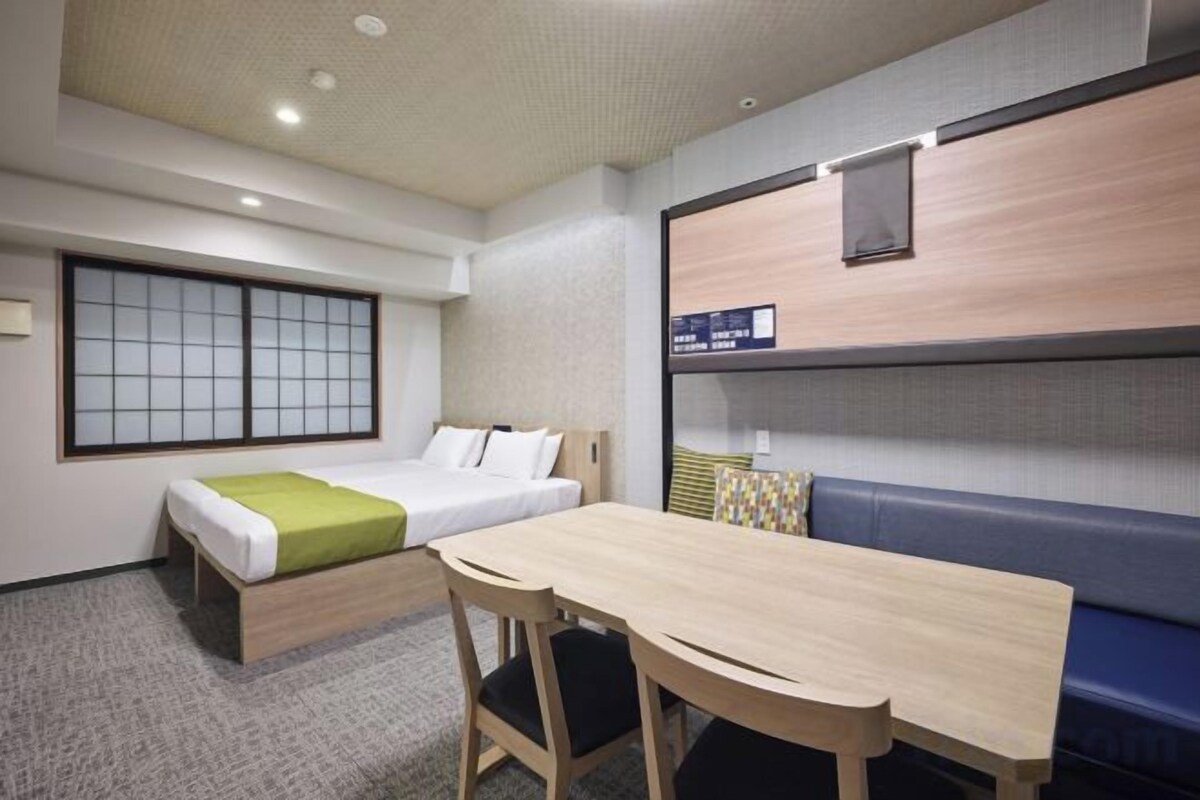 In-room safe, blackout curtains, iron/ironing board (on request)