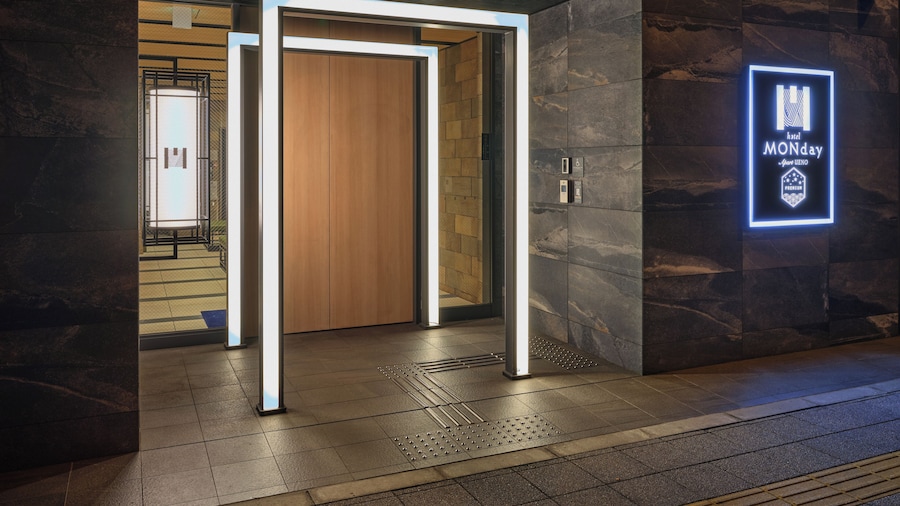 MONday Apart Premium Ueno