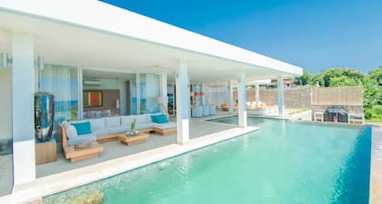 Deep Blue Villa, 180-Degree Sea View Villa
