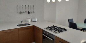 Fridge, microwave, dishwasher, electric kettle