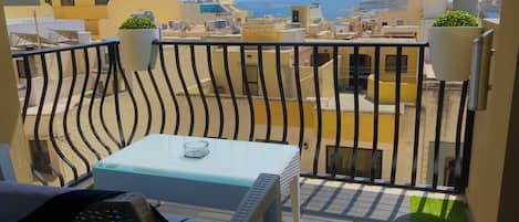 Appartement, 2 chambres, fumeurs, balcon | Enceinte de lâhĂ©bergement