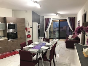Appartement, 2 chambres, fumeurs, balcon | Intérieur
