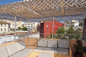 Apartamento, 3 quartos, para fumantes, sacada | Fachada