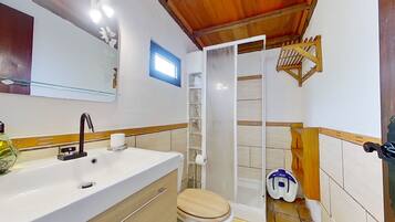 Asrama Umum, 1 kamar tidur, Boleh Merokok, patio | Kamar mandi