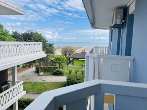 Apartemen, 2 kamar tidur, balkon, pemandangan samudra | Balkon