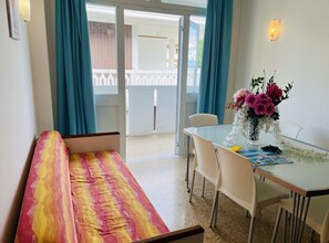 Apartment, 2 Bedrooms, Balcony, Ocean View | 3 bedrooms