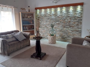 Lounge - Rest, Work and fun in the Caribbean (Oranjestad)