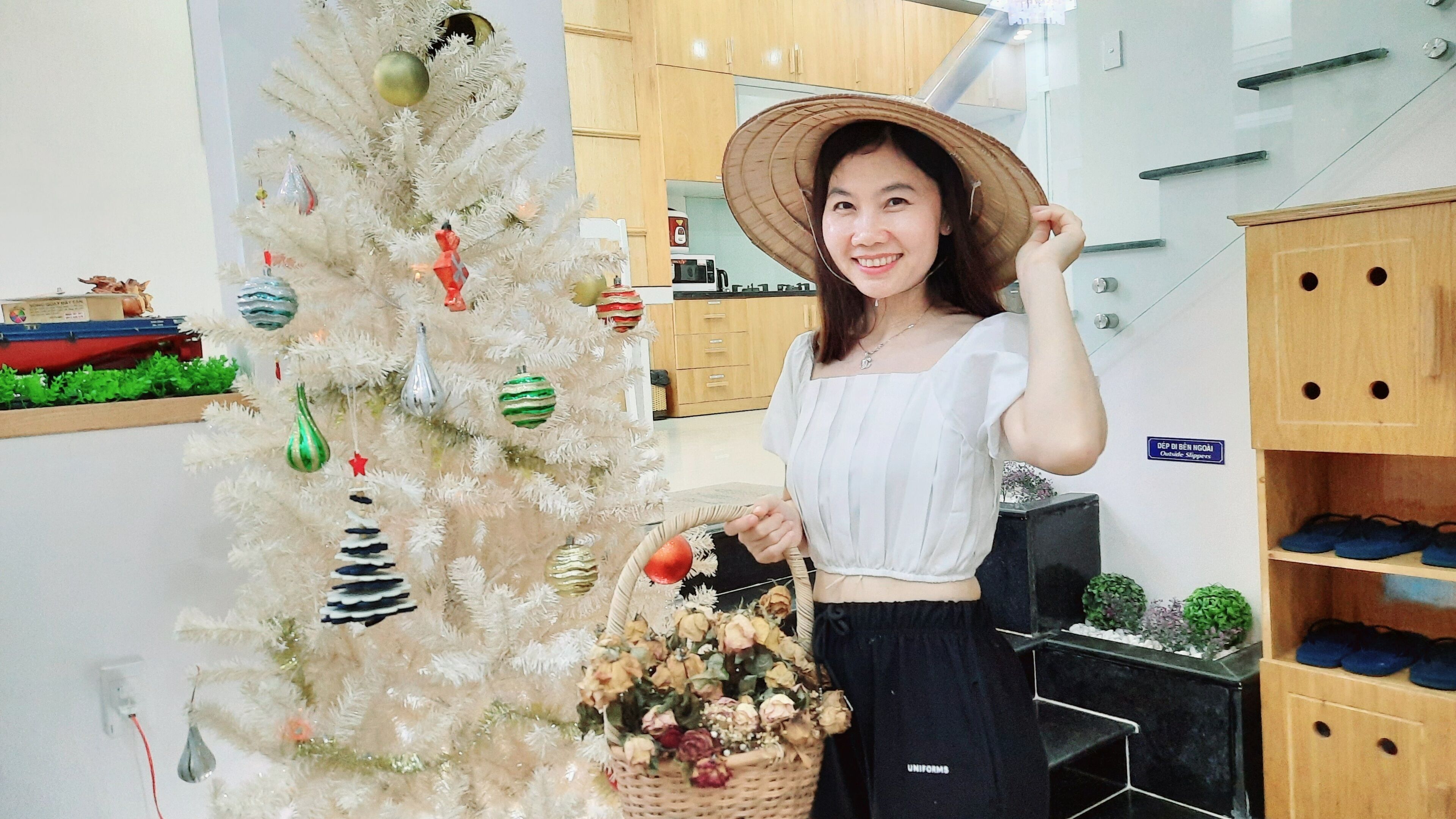 Villa, 5 Bedrooms, Smoking, Balcony | Interior