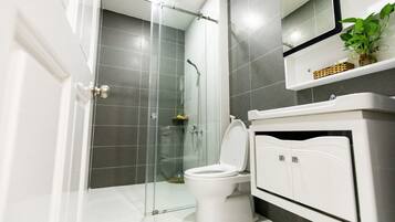 Villa, 5 Schlafzimmer, Raucher, Balkon | Badezimmer