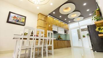 Villa, 5 Schlafzimmer, Raucher, Balkon | Innenbereich
