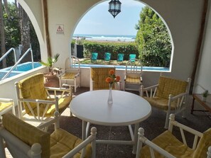 Villa, 6 Bedrooms, Accessible, Smoking | Dining room