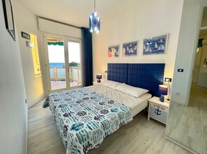 Apartment, 2 Bedrooms, Balcony, Ocean View - Wonderful Beachfront Apartment-beahost (Caorle)