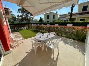 Apartment, 2 Schlafzimmer, Terrasse, Gartenblick | Terrasse/Patio