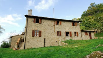 Appartamento, 2 camere da letto, fumatori, caminetto | Esterni