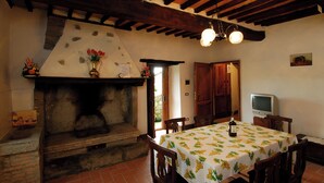 Apartment, 2 Bedrooms, Smoking, Fireplace | Dining - Agriturismo La Piaggia Vivo D'orcia - "once Upon a Time" Apartment - 3 Guests (Castiglione d'Orcia)