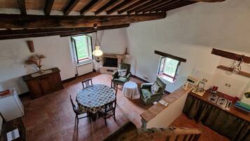 Apartment, 2 Schlafzimmer, Raucher, Kamin | Speisen